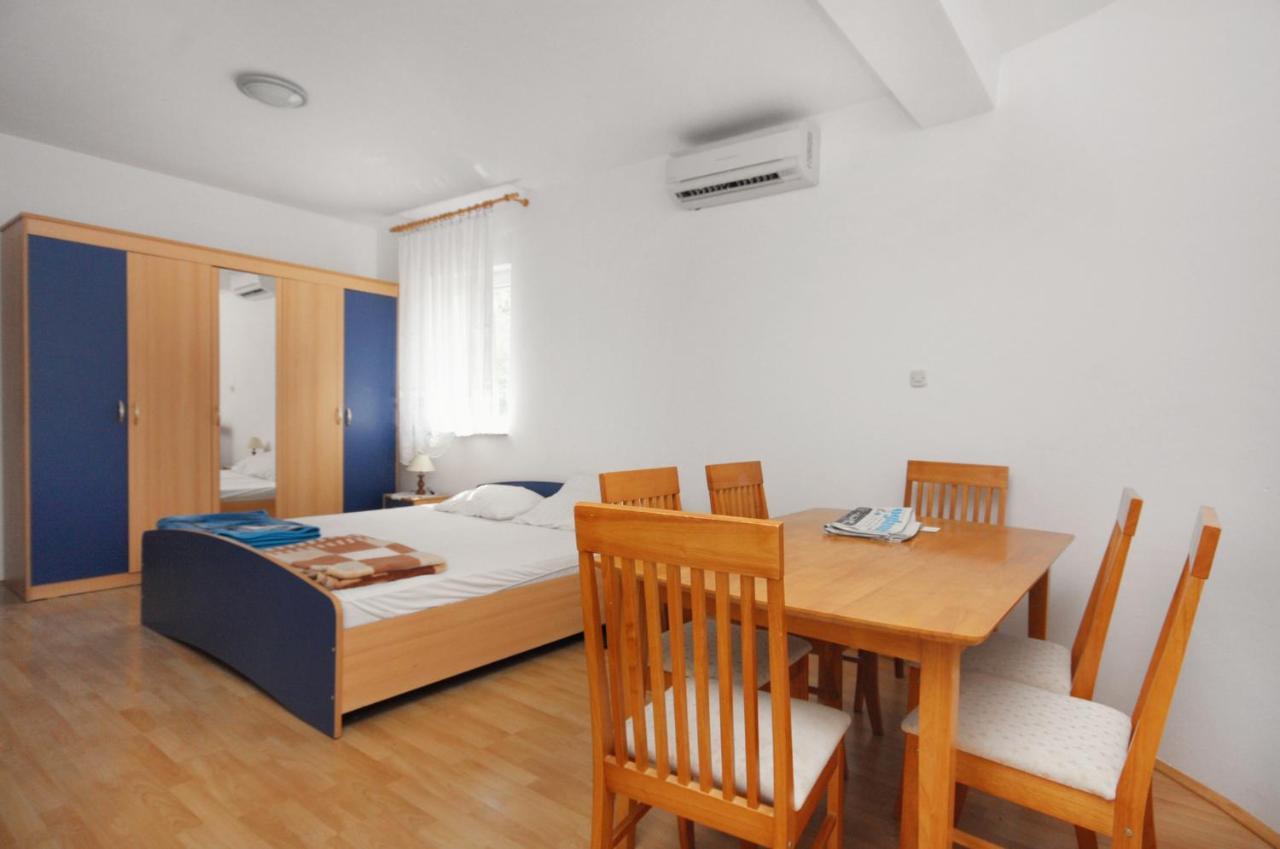 Apartments And Rooms With Parking Space Sveti Vid, Krk - 5323 Εξωτερικό φωτογραφία